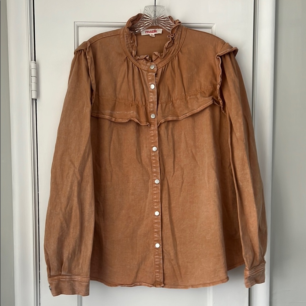 Mazik Button-Up Blouse